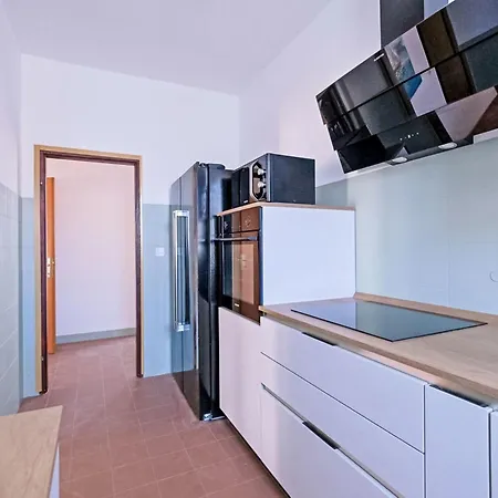Dragica - Pul302 By Interhome *