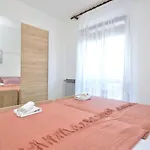 Apartman Dragica By Interhome *