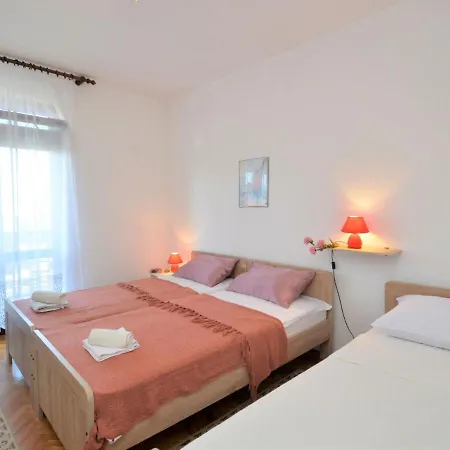 Dragica - Pul302 By Interhome * Pjescana Uvala