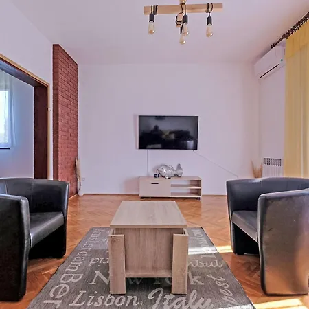 Apartman Dragica By Interhome